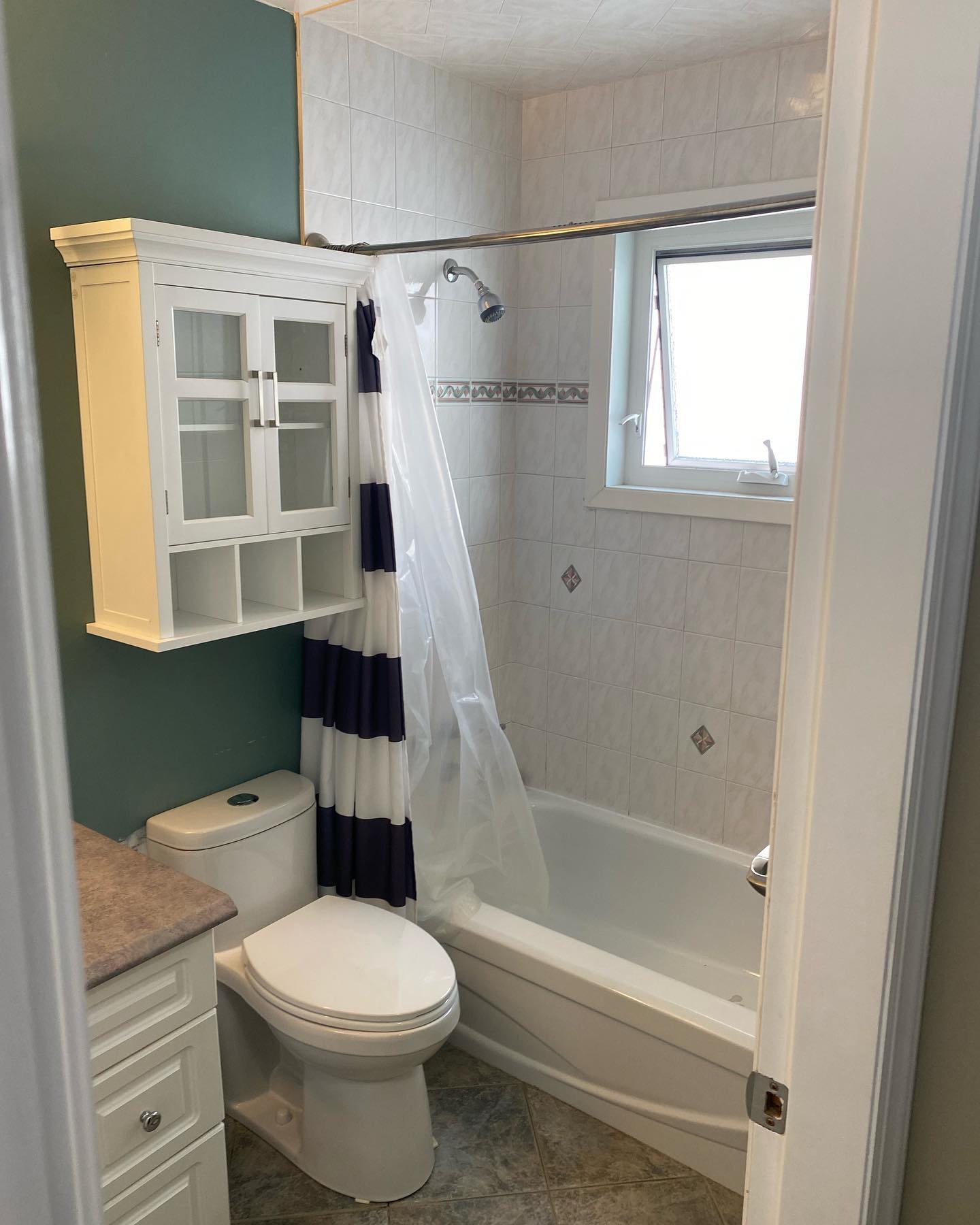Bathroom before Rivey Renovations remodel